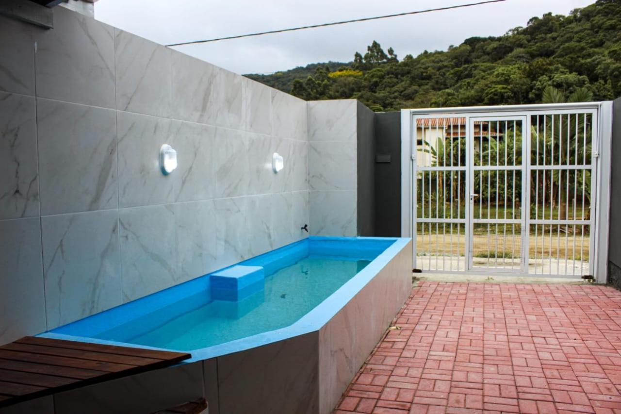 Villa AGATA - CASA INDIVIDUAL COM PISCINA, AR, WI-FI, ATÉ 16 PESSOAS BRUNO KLEMTZ - 10 x sem juros no cartao à Itapema Extérieur photo