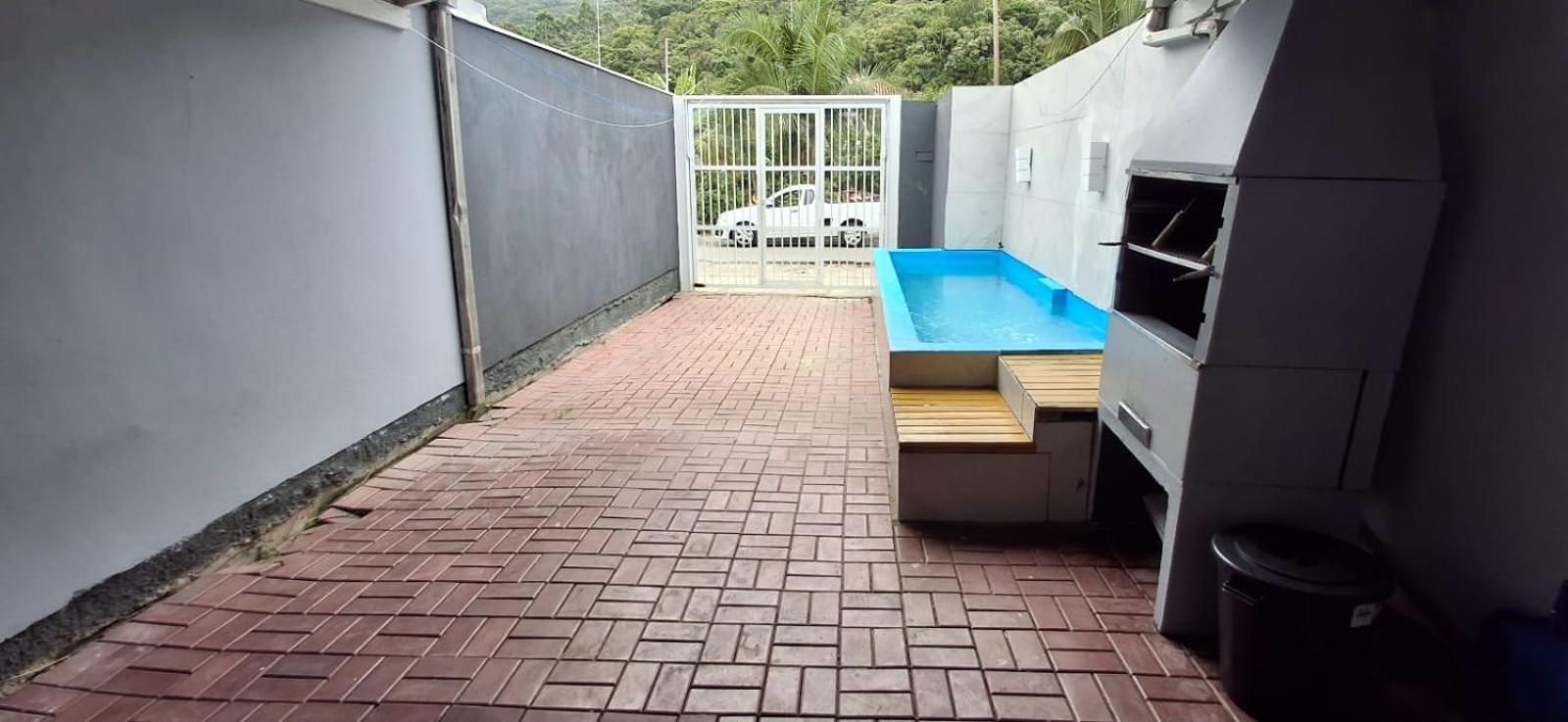 Villa AGATA - CASA INDIVIDUAL COM PISCINA, AR, WI-FI, ATÉ 16 PESSOAS BRUNO KLEMTZ - 10 x sem juros no cartao à Itapema Extérieur photo